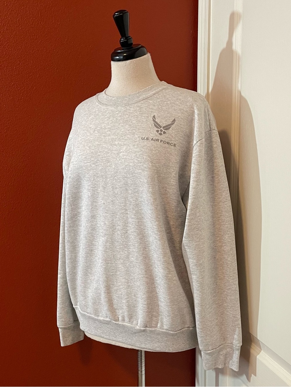 Meke Inc Men’s Vintage US Air Force Crewneck Military Heather Gray Sweater